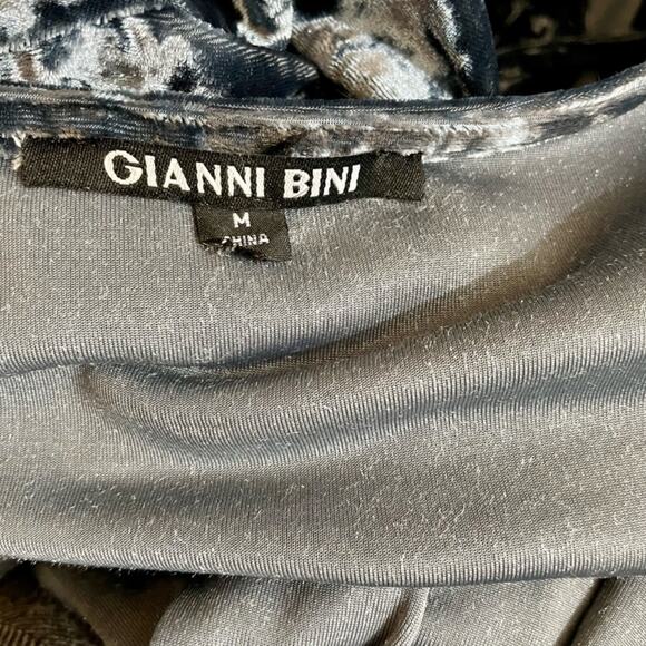 Gianni Bini Blue Crushed Velvet Wrap Midi Dress Size Medium - Picture 7 of 13